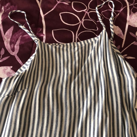 Top - Picture 2 of 3